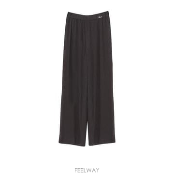 26SS 칼라거펠트 스트레이트 팬츠 KHA2W46008 999 NERO