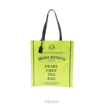 Moschino 26SS ��Ű�� ����� MC4036PP1N OS7 00A VERDE LIME26SS ��Ű�� ����� MC4036PP1N OS7 00A VERDE LIME