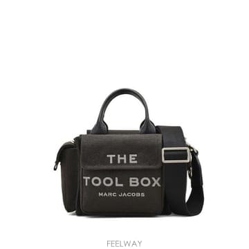 Marc Jacobs 26FW ��ũ�����߽� ũ�ν��� 2S4HCR006H03 001 black NERO26FW ��ũ�����߽� ũ�ν��� 2S4HCR006H03 001 black NERO