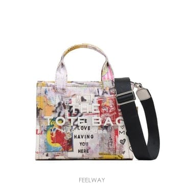 Marc Jacobs 26FW ��ũ�����߽� ��Ʈ�� 2P6HTT018H02 101 white multi MULTICOLOR26FW ��ũ�����߽� ��Ʈ�� 2P6HTT018H02 101 white multi 