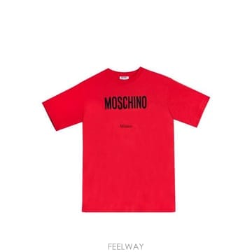 Moschino 26FW ��Ű�� ���� Ƽ���� 0713 0241 1115 ROSSO26FW ��Ű�� ���� Ƽ���� 0713 0241 1115 ROSSO