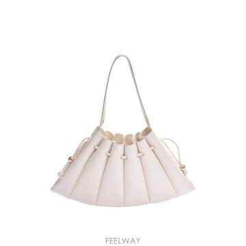 THEMOIRe 26FW ����Ʒ� ũ�ν��� TMCOCLPN81 shell BIANCO26FW ����Ʒ� ũ�ν��� TMCOCLPN81 shell BIANCO
