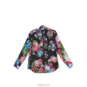 Moschino 26SS ��Ű�� ���� 0215 0563 2555 NERO MULTI26SS ��Ű�� ���� 0215 0563 2555 NERO MULTI