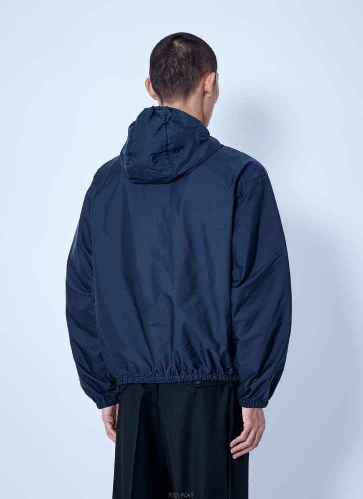 Moncler 26 F/W ��Ŭ���� �ĵ� ����극��Ŀ L2091 1A00213 53 B011250378326 F/W ��Ŭ���� �ĵ� ����극��Ŀ L2091 1A00213 53 B01