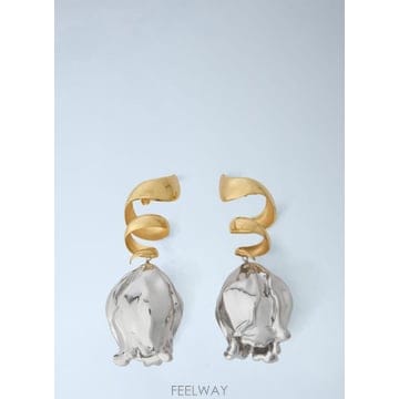26 FW 끌로에 여성 Bloomcraft Earrings CH26WJE29CB79DX TP878335253