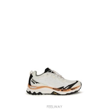 Off White �ؿ� ���¸���� AW26 ���� ȭ��Ʈ ���� BRB Ʈ���� �ο� ����Ŀ�� OF05800025_GRYWHT�ؿ� ���¸���� AW26 ���� ȭ��Ʈ ���� BRB Ʈ���� �ο� 