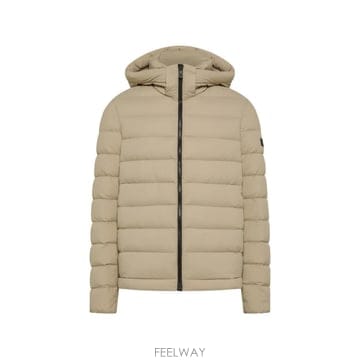 Peuterey 26 FW ��Ʈ���� logo patch hooded puffer jacket PEU599411820508 T26 FW ��Ʈ���� logo patch hooded puffer jacket PEU5994