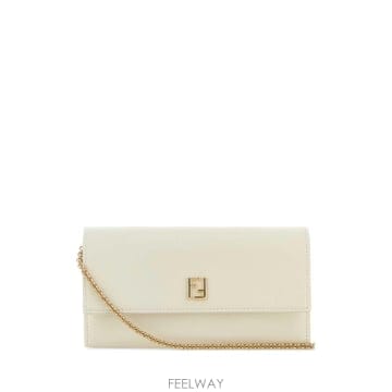 FENDI [X45]��� 8M0587B08E F1WYJ ���� ���� ������ ������ ī������ White leather FF[X45]��� 8M0587B08E F1WYJ ���� ���� ������ ������ ī