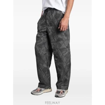 Maison Kitsune 26 FW ���� Ű���� abstract print cargo pants MRMWP01WW9126 TP460226 FW ���� Ű���� abstract print cargo pants MRMWP01WW