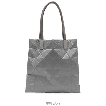 Issey Miyake 26 FW Bao Bao Issey Miyake Ʈ�� ��Ʈ �� BB48AG861 TP46022620426 FW Bao Bao Issey Miyake Ʈ�� ��Ʈ �� BB48AG861 TP46