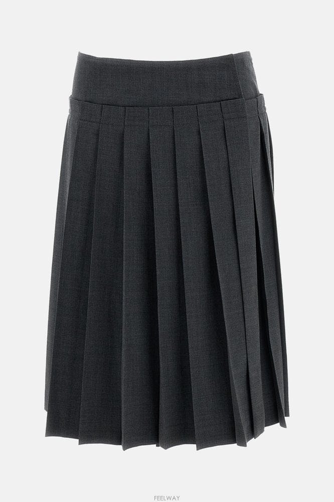 Ami 26 F/W �ƹ� �ø�Ʈ �� �̵� ��ĿƮ USK483WV0211A18 B003250727226 F/W �ƹ� �ø�Ʈ �� �̵� ��ĿƮ USK483WV0211A18 B003