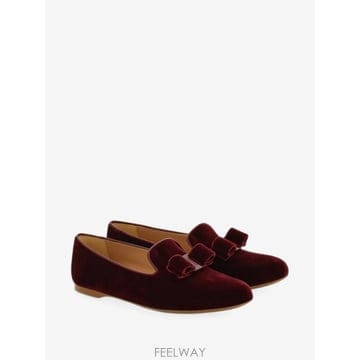 Ferragamo ���Ϲ�� ��󰡸� �ٶ� ���� ���۴��Ϲ�� ��󰡸� �ٶ� ���� ����