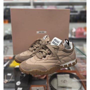 Miu Miu �̿�̿� �ΰ� �����̵�36����Ŀ�� 5E417EF005 ZJM F01DP�̿�̿� �ΰ� �����̵�36����Ŀ�� 5E417EF005 ZJM F01DP