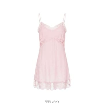 Simone Rocha 26FW �ø�λ� ���� Ƽ���� 5492 0514SOFT PINK26FW �ø�λ� ���� Ƽ���� 5492 0514SOFT PINK