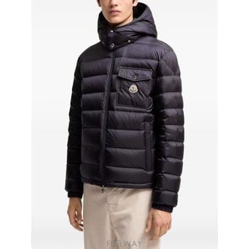 Moncler 26FW ��Ŭ���� ������ �ĵ� ��Ʈ �ٿ� ���� L20911A00004 599Q078026FW ��Ŭ���� ������ �ĵ� ��Ʈ �ٿ� ���� L20911A00004 