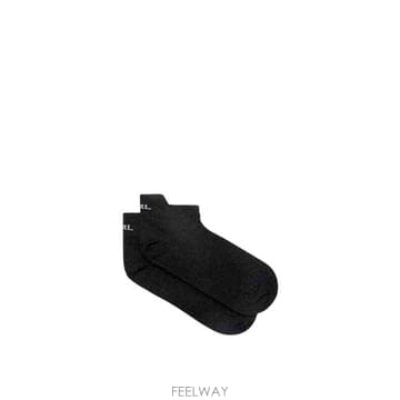 Karl Lagerfeld 25SS Į�����Ʈ �縻 KM8055515 552102 990 black NERO25SS Į�����Ʈ �縻 KM8055515 552102 990 black NERO
