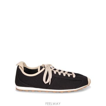 Jacquemus 27FW ��ũ���� �״Ͻ� FOM00175 AW00255 990 Black27FW ��ũ���� �״Ͻ� FOM00175 AW00255 990 Black