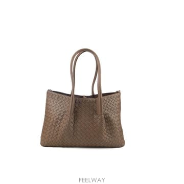 Bottega Veneta 26SS ���װ�����Ÿ �ǳ�����ī ����� 854371V5AG1 2367 TAUPE26SS ���װ�����Ÿ �ǳ�����ī ����� 854371V5AG1 2367 T