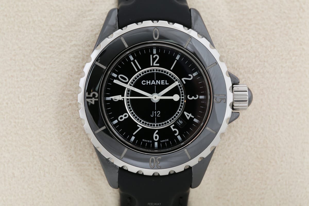 CHANEL ���� J12 Chanel J12 ���� ����� ���� �ð� H0680���� J12 Chanel J12 ���� ����� ���� �ð� H0680