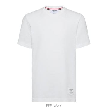 Thom Browne �׶�����Ÿ �ؿ� ����� ���� 4BAR COTTON Ƽ���� MJS123A00050100�׶�����Ÿ �ؿ� ����� ���� 4BAR COTTON Ƽ���� MJS12