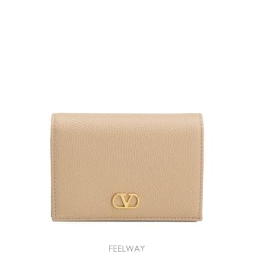 Valentino 26SS �߷�Ƽ�� Vlogo �ñ״�ó ���� �з� WP0AJ3SNPWRP TP57048775326SS �߷�Ƽ�� Vlogo �ñ״�ó ���� �з� WP0AJ3SNPWRP TP