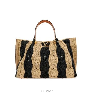 Valentino 26SS �߷�Ƽ��  Vlogo Signature  �̵�� ��Ʈ 8W2B0T01BWRC8A TP5735360226SS �߷�Ƽ��  Vlogo Signature  �̵�� ��Ʈ 8W2B0T01BW