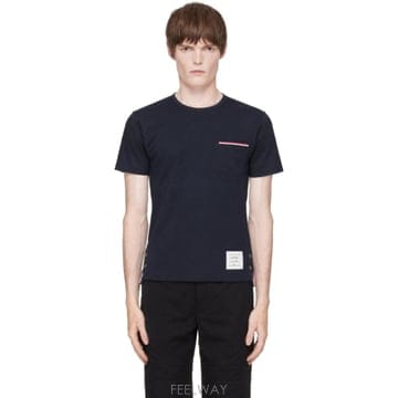 Thom Browne 26 FW ����� ���̺� ���� RWB ��Ʈ������ ���� Ƽ���� 271381M21300326 FW ����� ���̺� ���� RWB ��Ʈ������ ���� Ƽ���� 