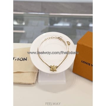 루이비통 GO LV 로고 팔찌 M1608