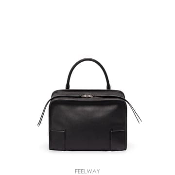 Loewe �δ��� LOEWE �ο��� ���� ��Ʈ���δ��� LOEWE �ο��� ���� ��Ʈ��
