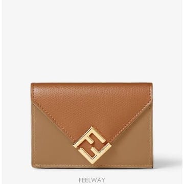 FENDI 26FW ��� ���� 8M0559 ALV4F1URW SAND SELLIER26FW ��� ���� 8M0559 ALV4F1URW SAND SELLIER