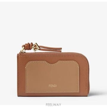 FENDI 26FW ��� ���� 8M0558 B140F1URW SAND SELLEIER26FW ��� ���� 8M0558 B140F1URW SAND SELLEIER
