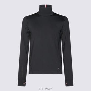 Moncler 26FW ��Ŭ���� ���� Ƽ���� L20978L00003 899JO999 BLACK26FW ��Ŭ���� ���� Ƽ���� L20978L00003 899JO999 BLACK