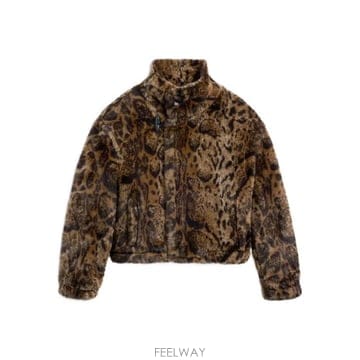Jacquemus 26FW ��ũ���� ���� 26EOUW00098BW00544 LEOPARD 87626FW ��ũ���� ���� 26EOUW00098BW00544 LEOPARD 876