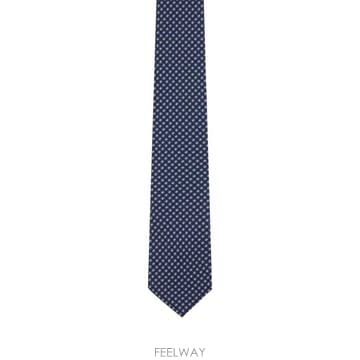 CORNELIANI 26FW �����ڸ��ƴ� ��Ÿ�� 28UV112A20609 004 Blue26FW �����ڸ��ƴ� ��Ÿ�� 28UV112A20609 004 Blue