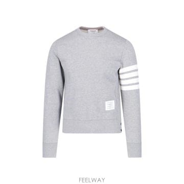 Thom Browne 27SS ����� �ΰ� ��ġ �����Ͼ�� 4�� ����Ʈ���� MJT021H 00535 068 GREY27SS ����� �ΰ� ��ġ �����Ͼ�� 4�� ����Ʈ���� MJT0