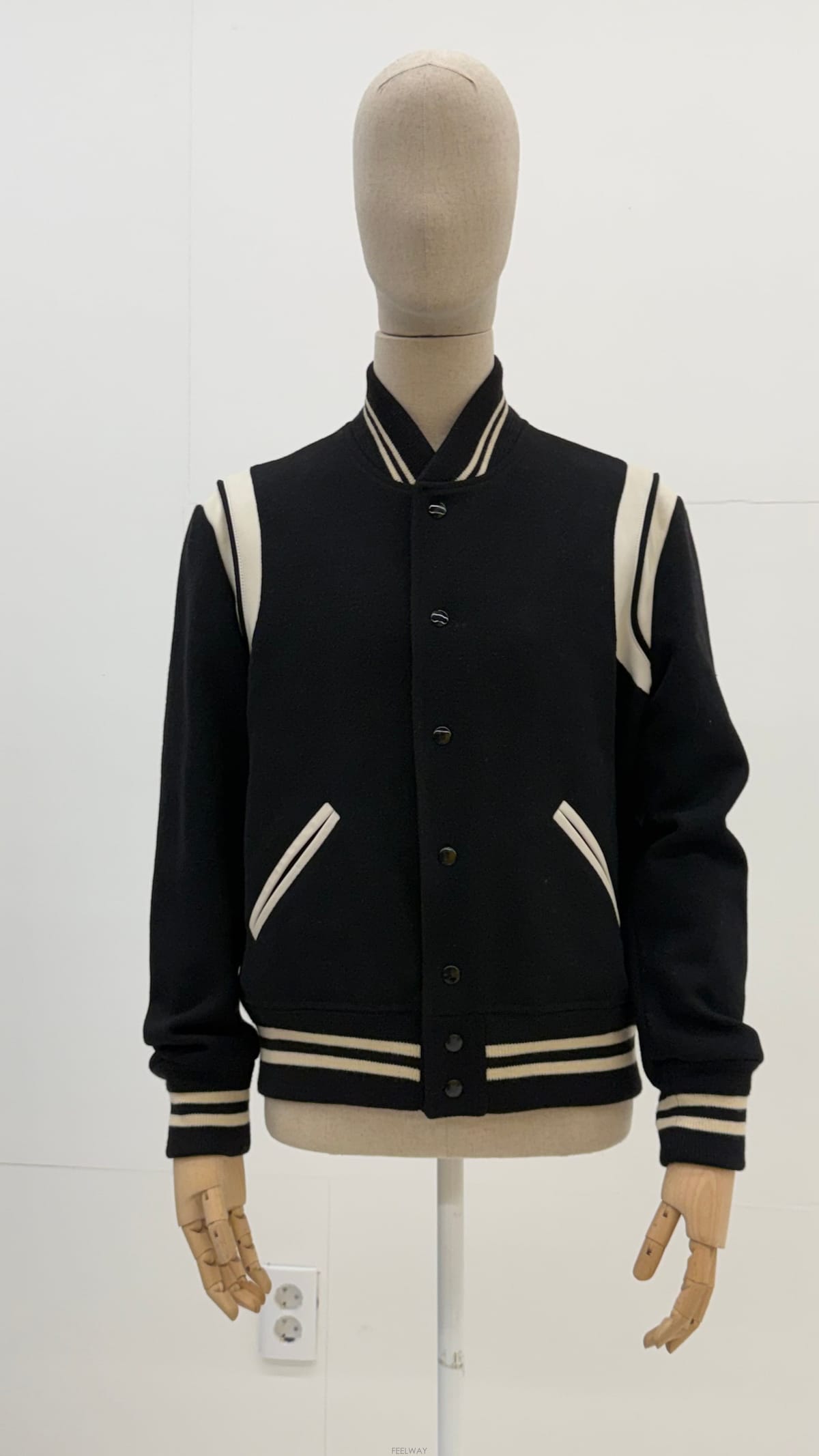 Saint Laurent �߷ζ� �����̵���߷ζ� �����̵��