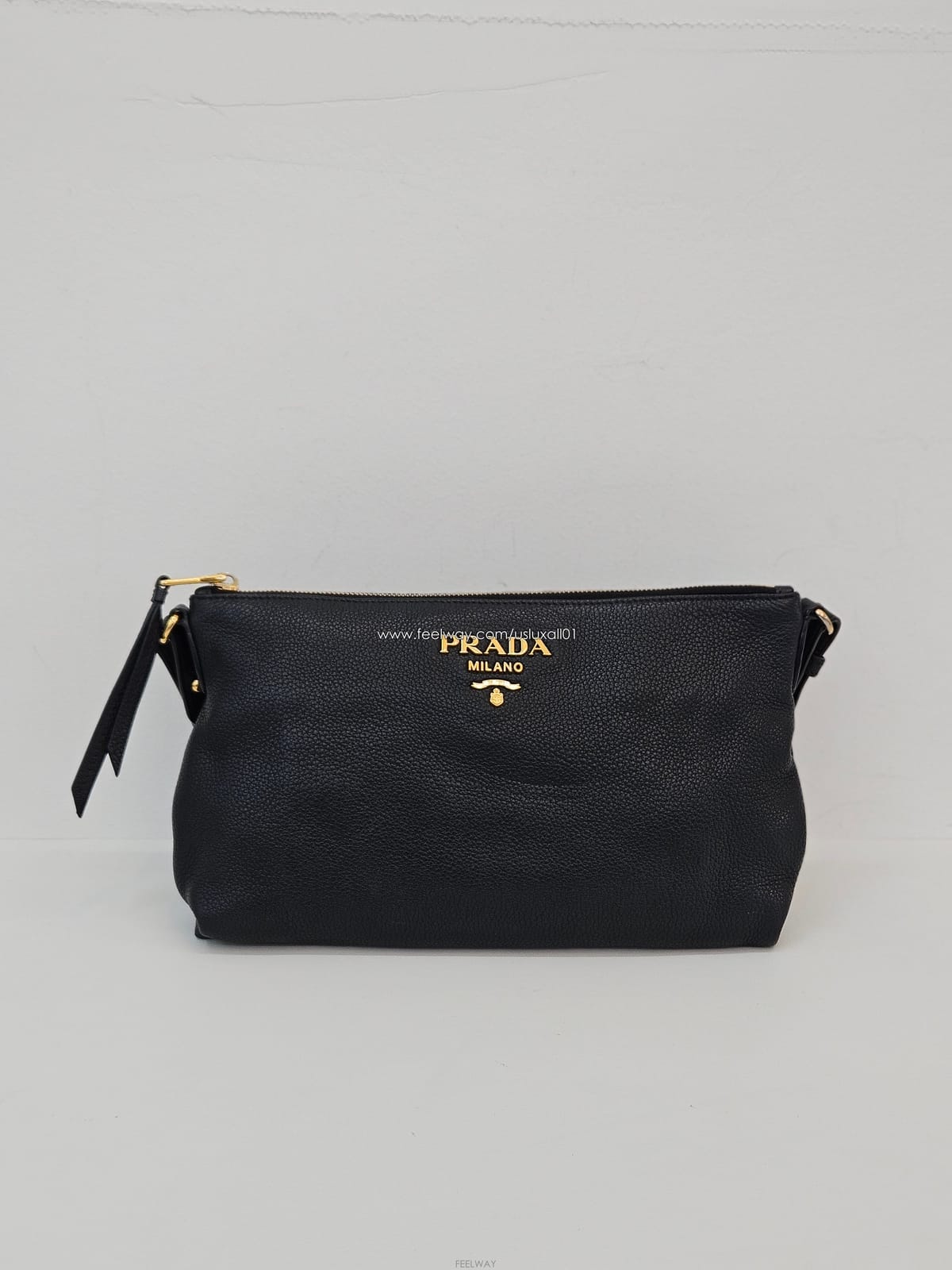 PRADA [�߰���ǰ ������ �����] ����� ���ڷ� ���̳� ũ�ν��� 1BH050[�߰���ǰ ������ �����] ����� ���ڷ� ���̳� ũ�ν���