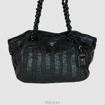 PRADA [�Ƹ�����]����� ���Ϸ� ���� �����[�Ƹ�����]����� ���Ϸ� ���� �����