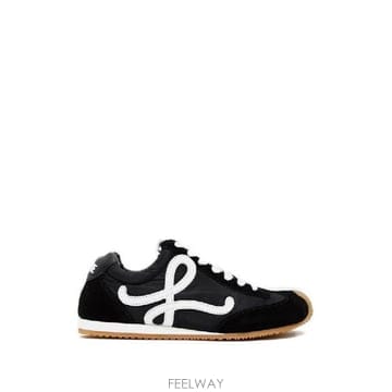 Loewe �׶�����Ÿ �ؿ� �ο��� ���� BALLET RUNNER 2 0 ����Ŀ�� MBR2282X091102�׶�����Ÿ �ؿ� �ο��� ���� BALLET RUNNER 2 0 ����Ŀ��
