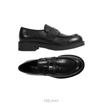 PRADA 26FW �ﰢ ���ݸ� �귯���� ���� 2DE127 3ZPQ F000226FW �ﰢ ���ݸ� �귯���� ���� 2DE127 3ZPQ F0002