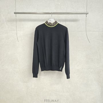 펜디 FF 로고 하이넥 울 니트 블랙 44 FZZ411
