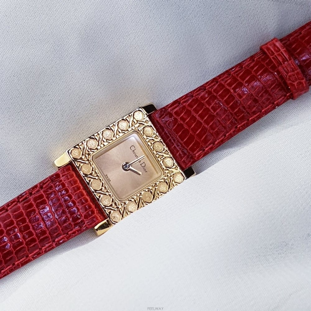 DIOR ��� �ĸ������� D60-159 ���� �簢 ���׽ð��� �ĸ������� D60-159 ���� �簢 ���׽ð�