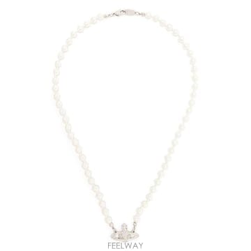인더샵 Vivienne Westwood 비비안 웨스트우드 화이트 실버 목걸이