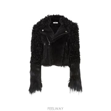 FENDI ���Ϲ�� ��� ���� ��ġ��ũ �þ ����Ŀ ��Ŷ���Ϲ�� ��� ���� ��ġ��ũ �þ ����Ŀ ��Ŷ