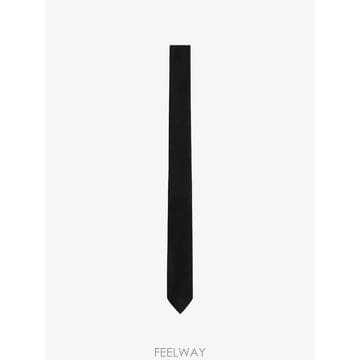 Thom Browne ���Ϲ�� ����� Ʈ�� Ŭ���� ��Ÿ�̴��Ϲ�� ����� Ʈ�� Ŭ���� ��Ÿ��