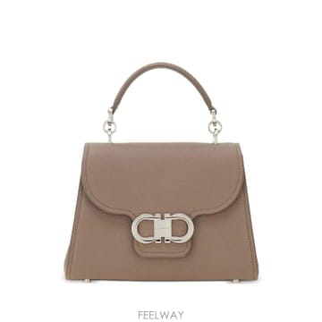 Ferragamo ���Ϲ�� ��󰡸� ���� ��ġ�� ž �ڵ� �� XS���Ϲ�� ��󰡸� ���� ��ġ�� ž �ڵ� �� XS