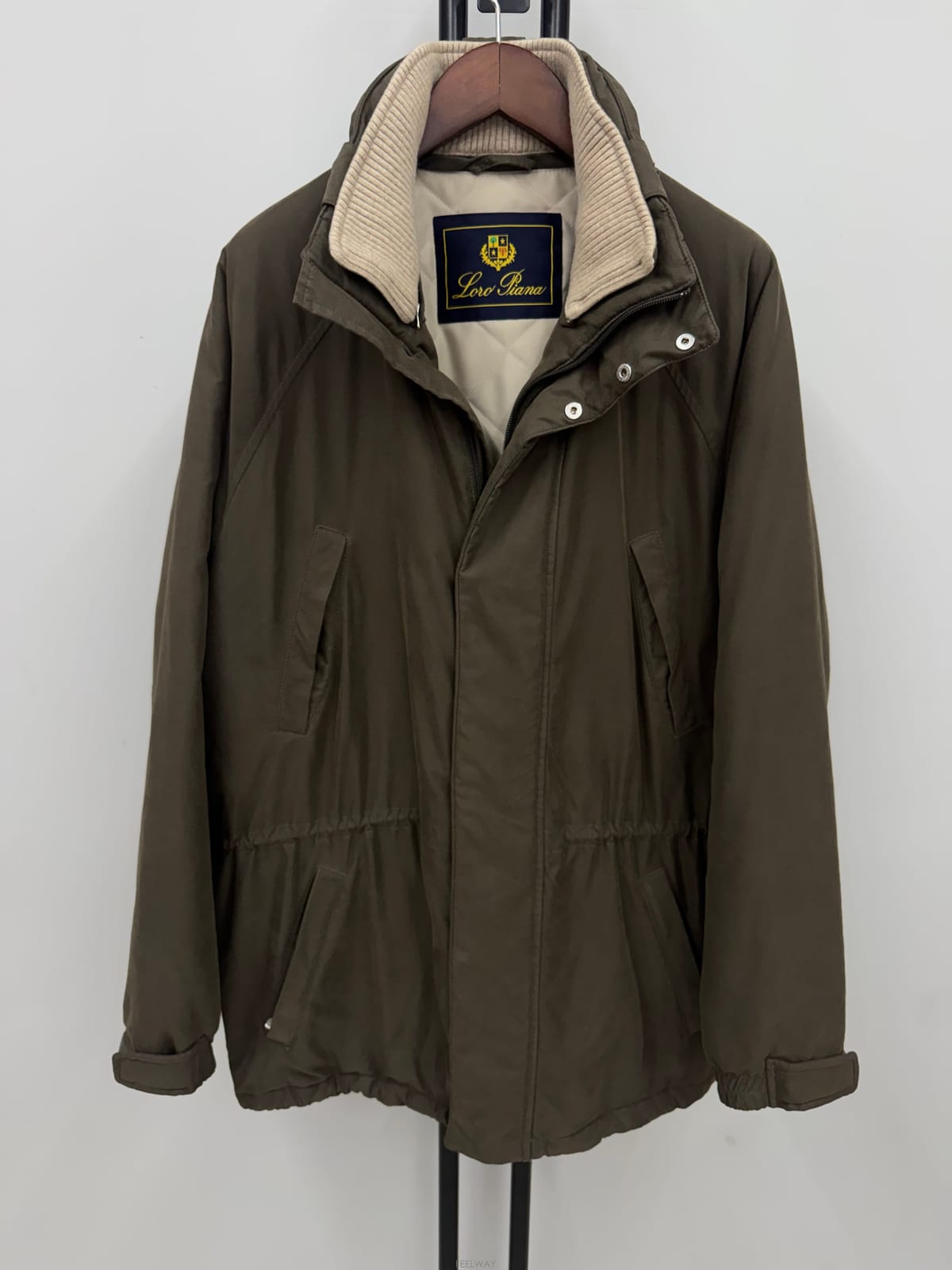 Loro Piana (���� ���Ϲ߼�) �η��ǾƳ� ���̼� ����(���� ���Ϲ߼�) �η��ǾƳ� ���̼� ����