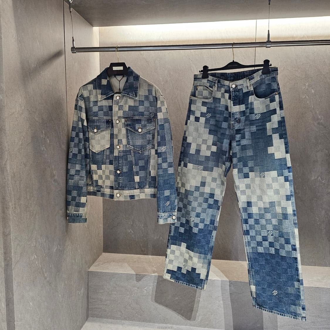 Louis Vuitton ���̺��� �۷� �ٹ̿� ���� �¾����̺��� �۷� �ٹ̿� ���� �¾�