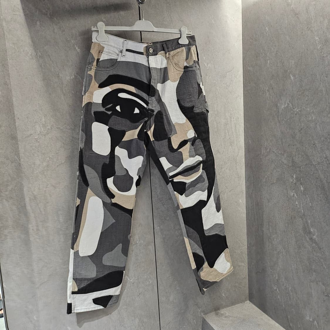 Louis Vuitton ���̺��� ����Ű�� ���׷� ��Ʈ����Ʈ �����������̺��� ����Ű�� ���׷� ��Ʈ����Ʈ ��������