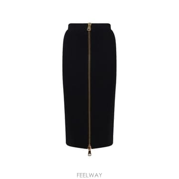 Elisabetta Franchi 26FW �����ں�Ÿ����ġ �̵� ��ĿƮ GK28B66E2 110 BLACK26FW �����ں�Ÿ����ġ �̵� ��ĿƮ GK28B66E2 110 BLACK